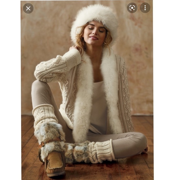 PERUVIAN Connection Black Dacha Alpaca Cardigan. Size M. P/72/A822 - Picture 4 of 14